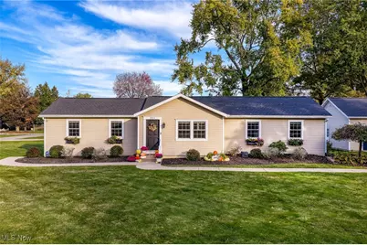 3944 Columbia Avenue NW, Massillon, OH 44646 - Photo 1