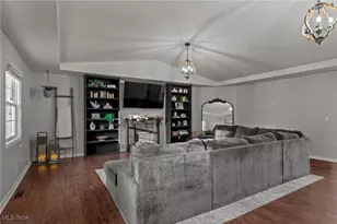 3944 Columbia Ave NW, Massillon, OH 44646 - Photo 13