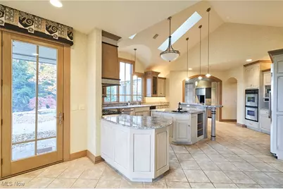 4120 Lochness Circle NW, Canton, OH 44718 - Photo 13