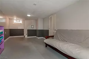 30615 Crescent Dr, Willowick, OH 44095 - Photo 29