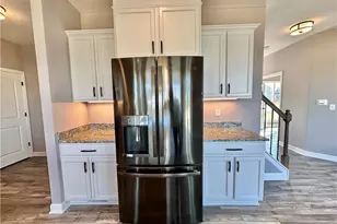 2316 Ledgestone Dr NW, Uniontown, OH 44685 - Photo 19