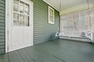 217 E Ninth St, Williamstown, WV 26187 - Photo 5