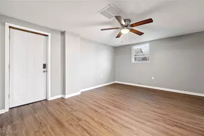 1063 W 21st Street #Lower, Lorain, OH 44052 - Photo 19