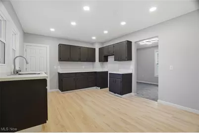 949 E 6th Street, Ashtabula, OH 44004 - Photo 15