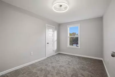 949 E 6th Street, Ashtabula, OH 44004 - Photo 25