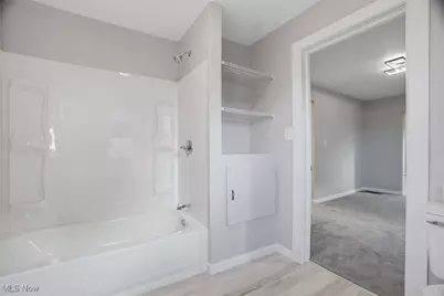 949 E 6th Street, Ashtabula, OH 44004 - Photo 13