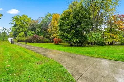2355 Martin Road, Mogadore, OH 44260 - Photo 3
