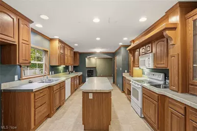 2355 Martin Road, Mogadore, OH 44260 - Photo 23