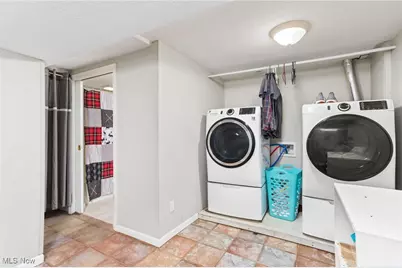 8941 Shoemaker Avenue, Canal Fulton, OH 44614 - Photo 29