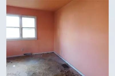 276 Beach Street, Geneva, OH 44041 - Photo 11