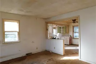 276 Beach St, Geneva, OH 44041 - Photo 9