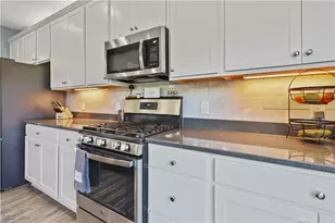 807 Asbury Pointe Ln, Painesville Twp, OH 44077 - Photo 3