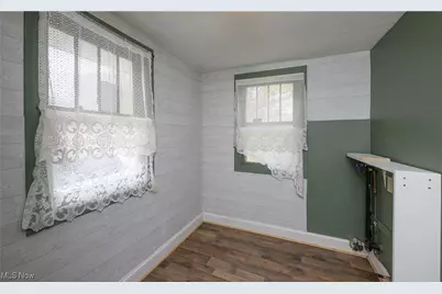 13004 Edison Street NE, Alliance, OH 44601 - Photo 15