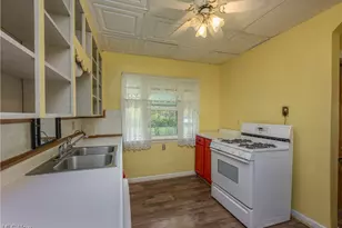 13004 Edison St NE, Alliance, OH 44601 - Photo 13