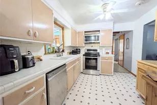 3603 Silvieus Dr, Ashtabula, OH 44004 - Photo 7