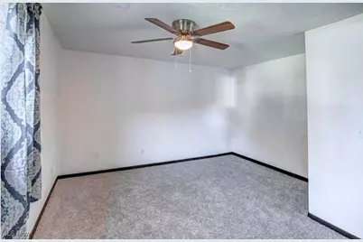 1819 Gloucester Drive, Lorain, OH 44053 - Photo 15