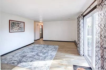 1819 Gloucester Drive, Lorain, OH 44053 - Photo 7