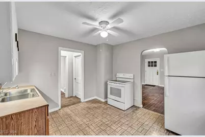 6226 W Maple Avenue, Geneva, OH 44041 - Photo 9