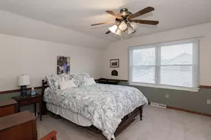 124 Oakley Green Dr, Elyria, OH 44035 - Photo 39