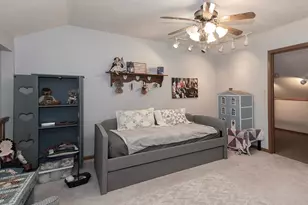 124 Oakley Green Dr, Elyria, OH 44035 - Photo 37