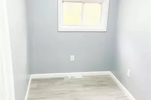 4095 Laurel Rd, Lorain, OH 44055 - Photo 13