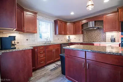 7616 Mountain Park Drive, Mentor, OH 44060 - Photo 9