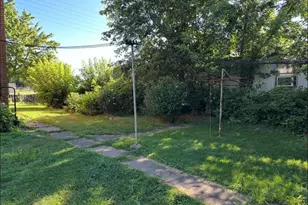 22841 Lake Park Blvd, Alliance, OH 44601 - Photo 9