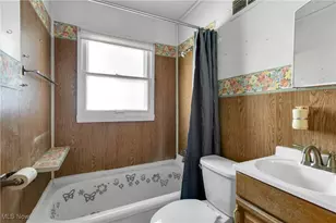 1538 Republic Ave, Youngstown, OH 44505 - Photo 9