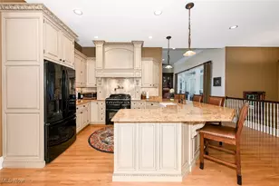 8540 River View Dr, Garrettsville, OH 44231 - Photo 15