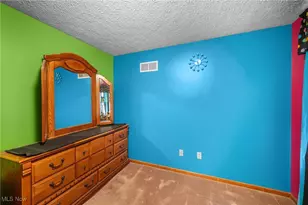 580 Colchester Ct, Akron, OH 44319 - Photo 25