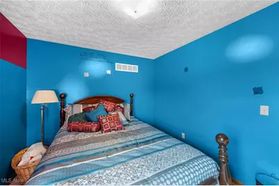 580 Colchester Court, Akron, OH 44319 - Photo 23