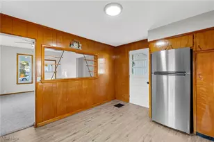 375 Pearl St, Leetonia, OH 44431 - Photo 9