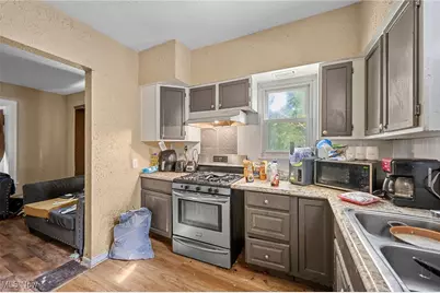 1231 Bellows Street, Akron, OH 44301 - Photo 7