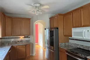 8285 Manor Gate Way, Mentor, OH 44060 - Photo 5