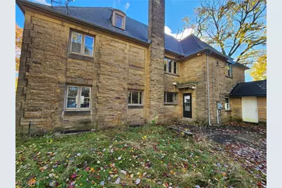 1854 5th Avenue, Youngstown, OH 44504 - Photo 3