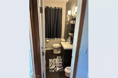 8470 Shadyview Avenue NW, Clinton, OH 44216 - Photo 13