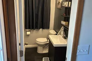 8470 Shadyview Ave NW, Clinton, OH 44216 - Photo 13