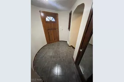 16212 Elsienna Avenue, Loveland, OH 44135 - Photo 3