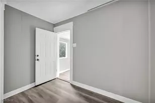 2023 Robin St, Oakwood, OH 44107 - Photo 7