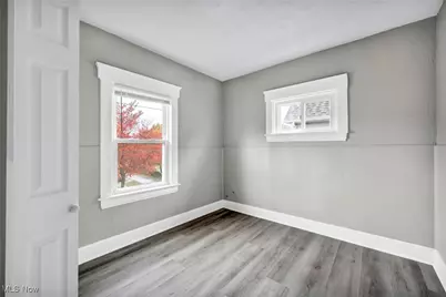 2023 Robin Street, Oakwood, OH 44107 - Photo 11