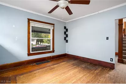 30 W Hiram Street, Barberton, OH 44203 - Photo 9