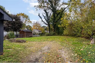 30 W Hiram Street, Barberton, OH 44203 - Photo 3