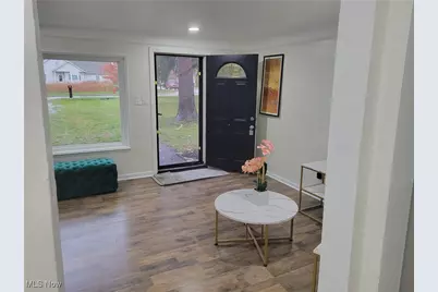 5285 Mardale Avenue, Huber Heights, OH 44146 - Photo 5