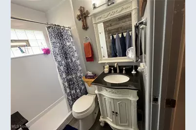 4041 Fairlawn Heights Drive SE, Warren, OH 44484 - Photo 17