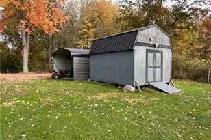 4041 Fairlawn Heights Dr SE, Warren, OH 44484 - Photo 5