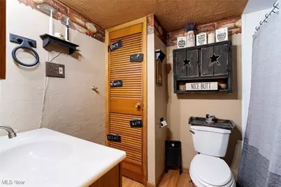 15167 Cricket Lane, East Liverpool, OH 43920 - Photo 17