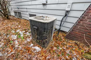 222 Central Pkwy Ave SE, Warren, OH 44483 - Photo 33