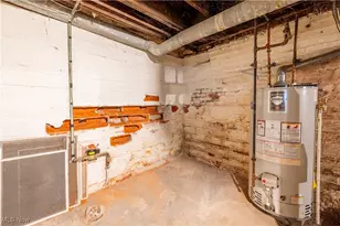 222 Central Pkwy Ave SE, Warren, OH 44483 - Photo 25