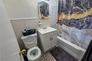 19436 Van Aken Blvd, Huber Heights, OH 44122 - Photo 9