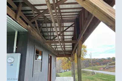 10550 Symmes Creek Road, Adamsville, OH 43802 - Photo 5